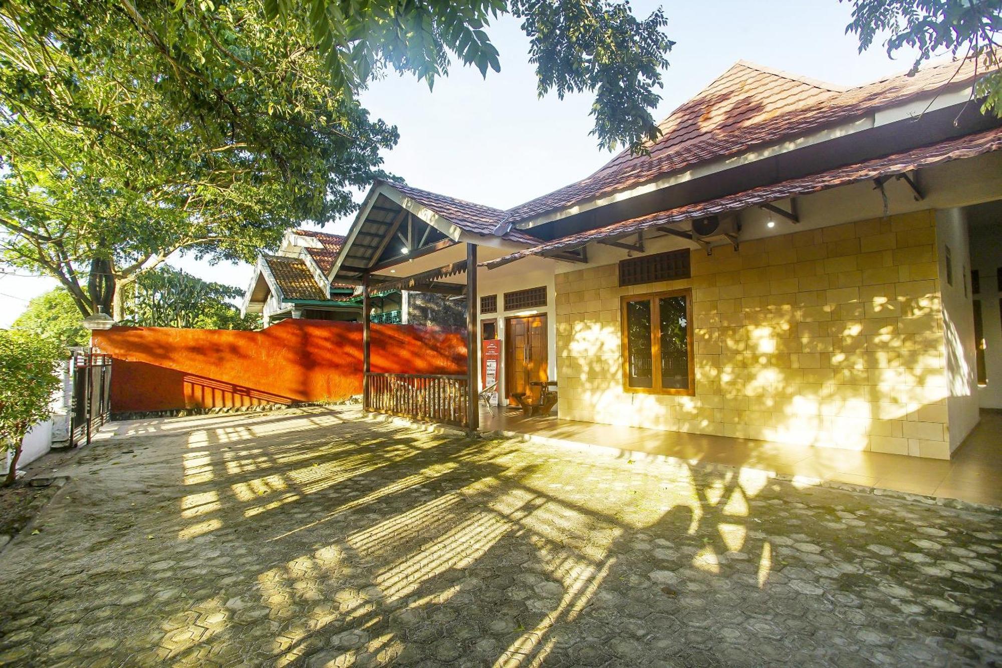 Super Oyo 91055 Homestay Syariah Μπαντάρ Λαμπούνγκ Εξωτερικό φωτογραφία